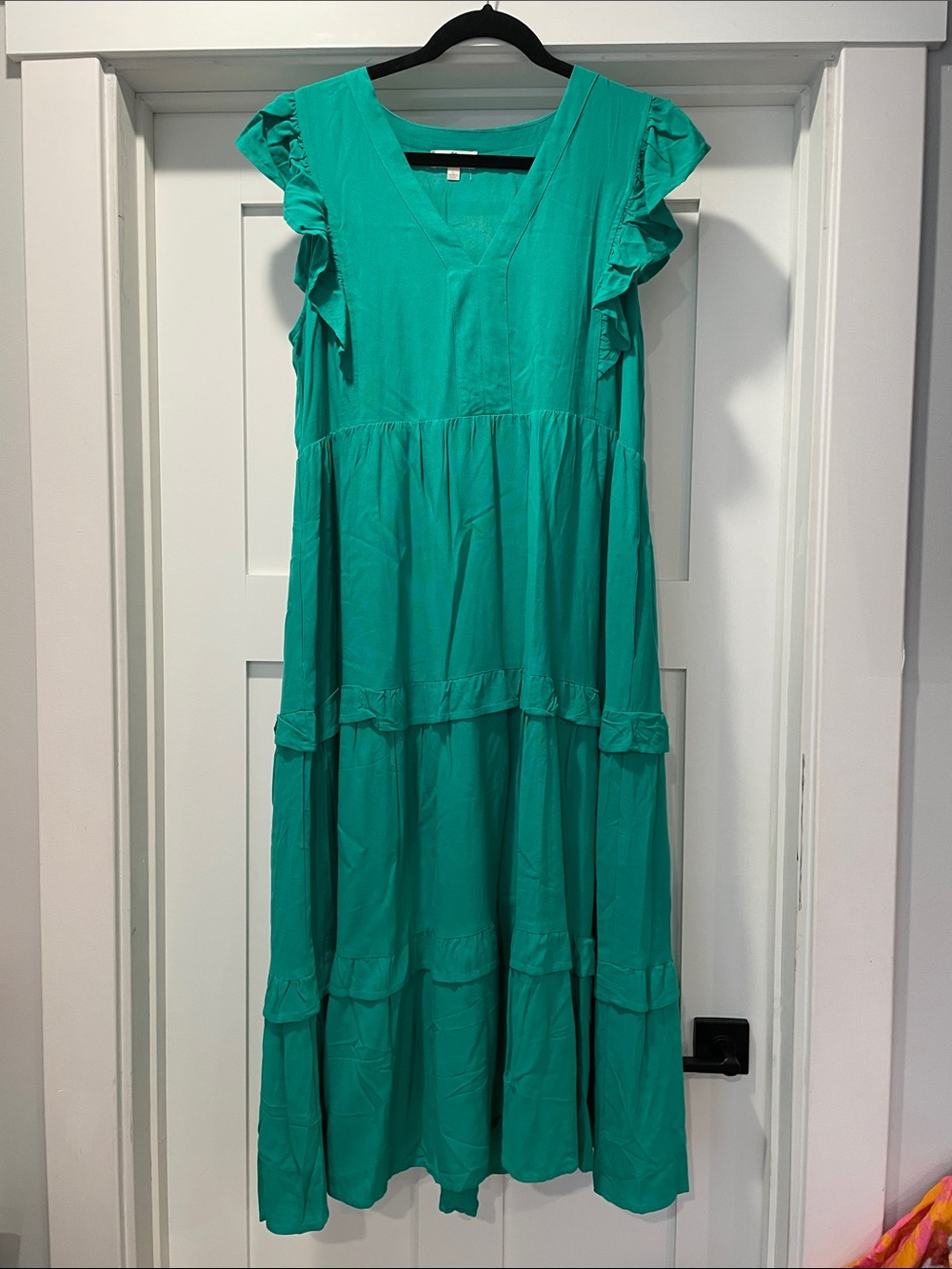 Entro Green Tiered Ruffle Sleeve V-Neck Maxi Dress - size L